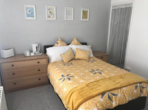 Private Lovely Room Females Only - Gillingham, Kent